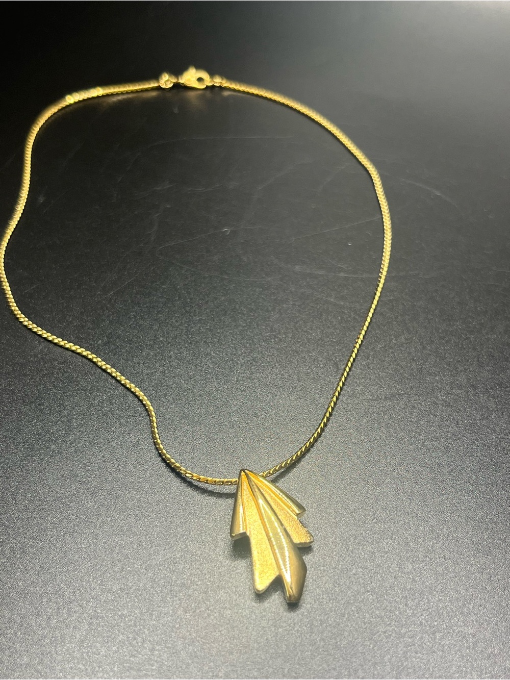 Vintage Monet Gold Tone Geometric Pendant Necklace Signed - Picture 5 of 8